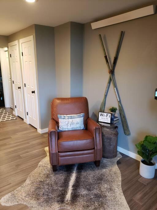 Lake Front Condo 1Bd - Fully Remodeled! Dillon Exterior photo